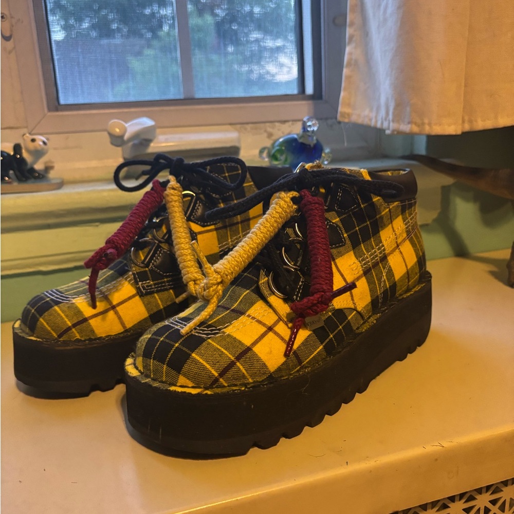 Plaid yellow Kickers sneaker/boot